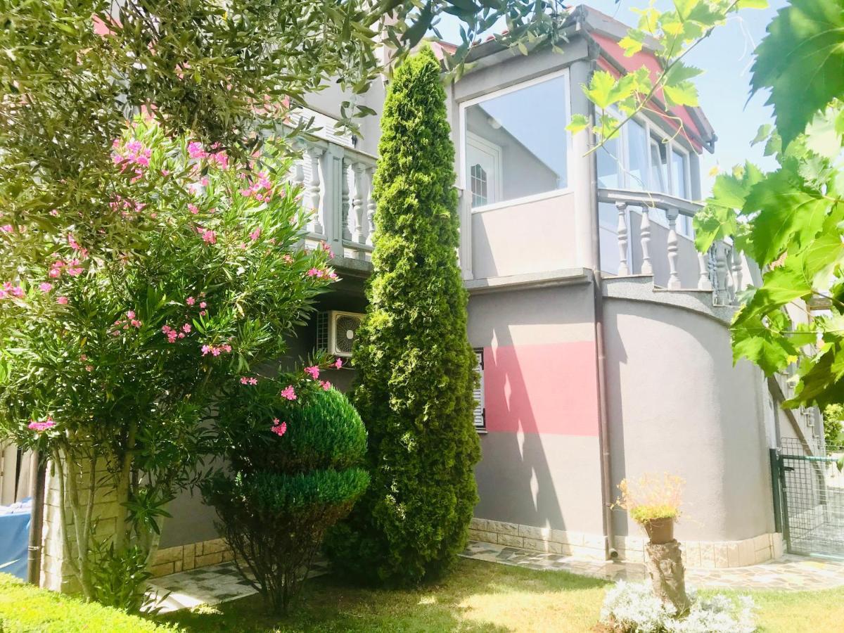 Deluxe Apartment Bluebay Oasis Fažana Exterior foto